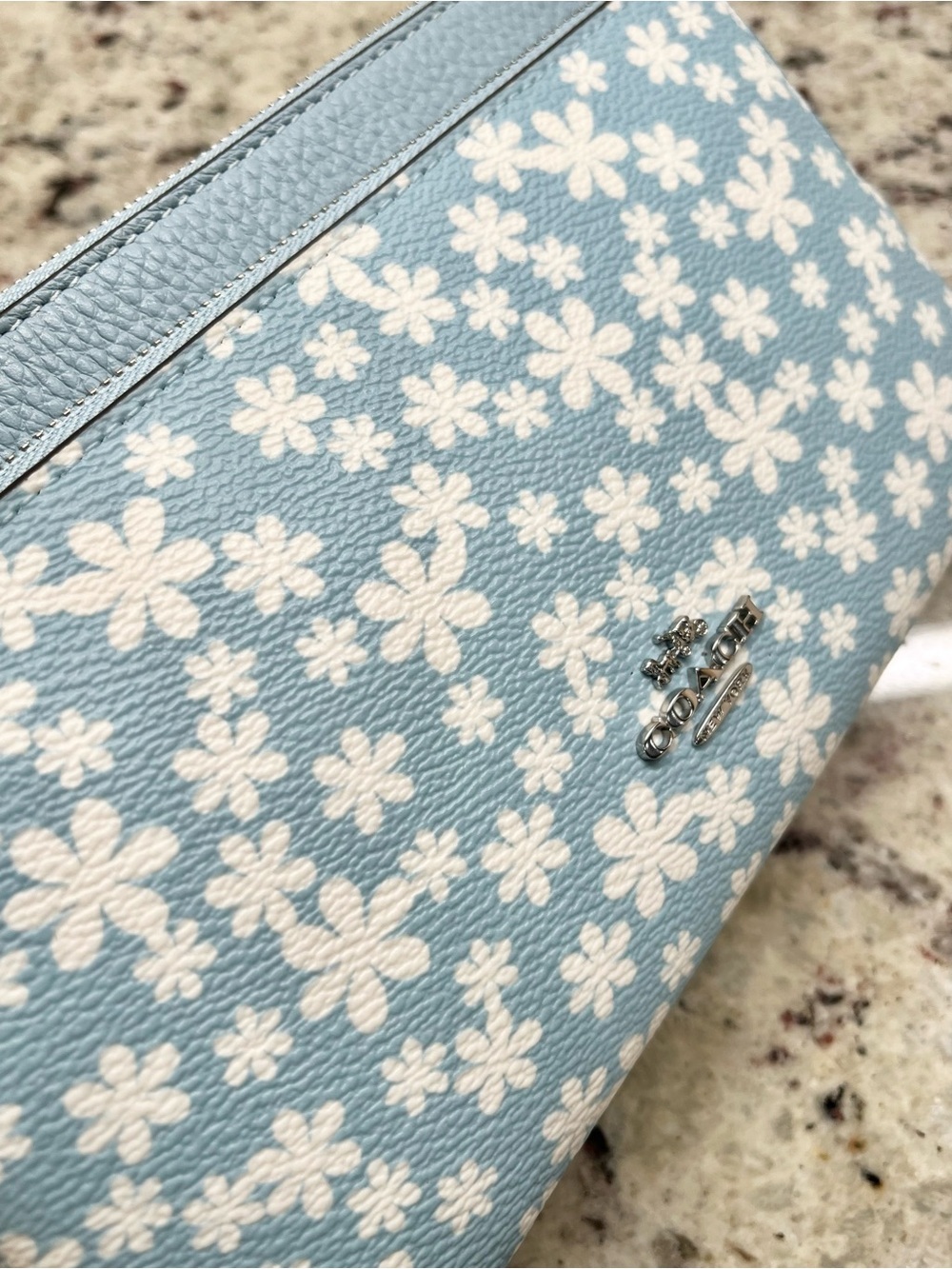 Coach Double Zip Floral Clutch Wristlet NWT - Picture 5 of 11